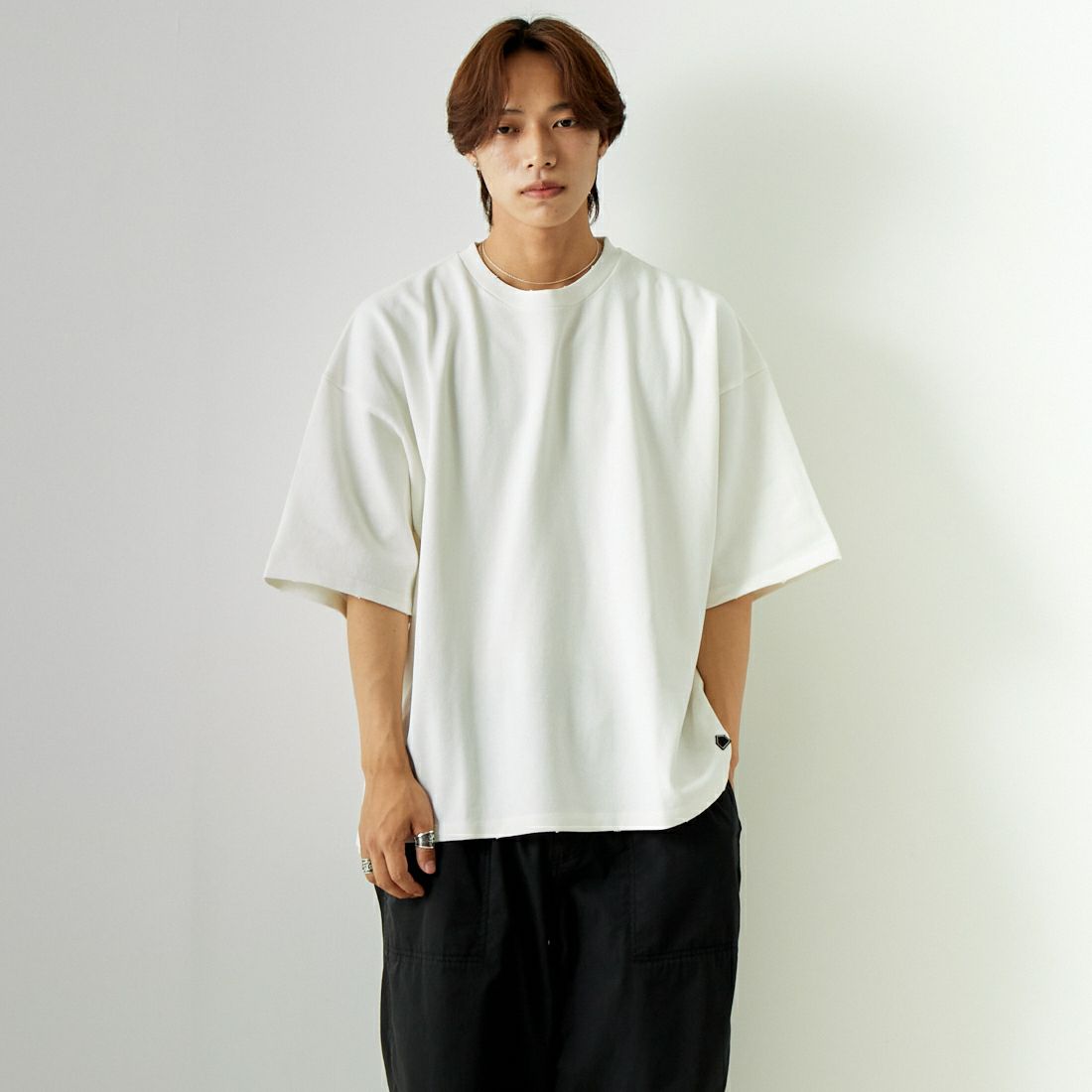 Noir Fabrik [ヌワールファブリック] 鹿の子ダメージTシャツ [NF-242-035] WHITE &&モデル身長：179cm 着用サイズ：L&&