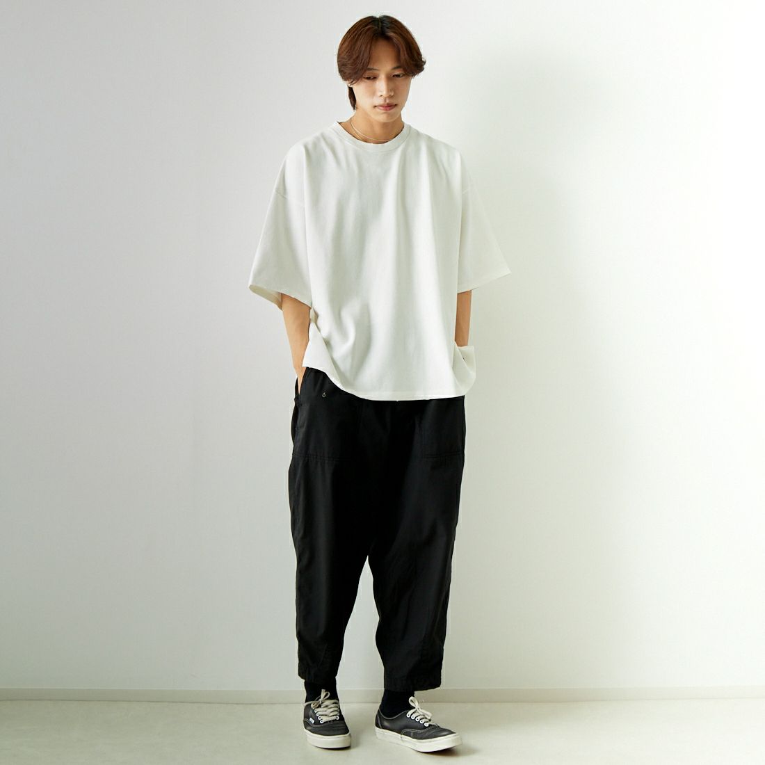 Noir Fabrik [ヌワールファブリック] 鹿の子ダメージTシャツ [NF-242-035] WHITE &&モデル身長：179cm 着用サイズ：L&&
