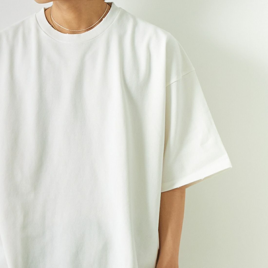 Noir Fabrik [ヌワールファブリック] 鹿の子ダメージTシャツ [NF-242-035] WHITE &&モデル身長：179cm 着用サイズ：L&&