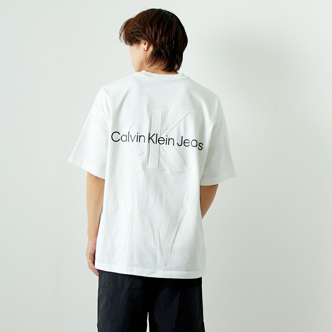 Calvin Klein [カルバンクライン] ショートスリーブ エンボスロゴTシャツ [J400377]