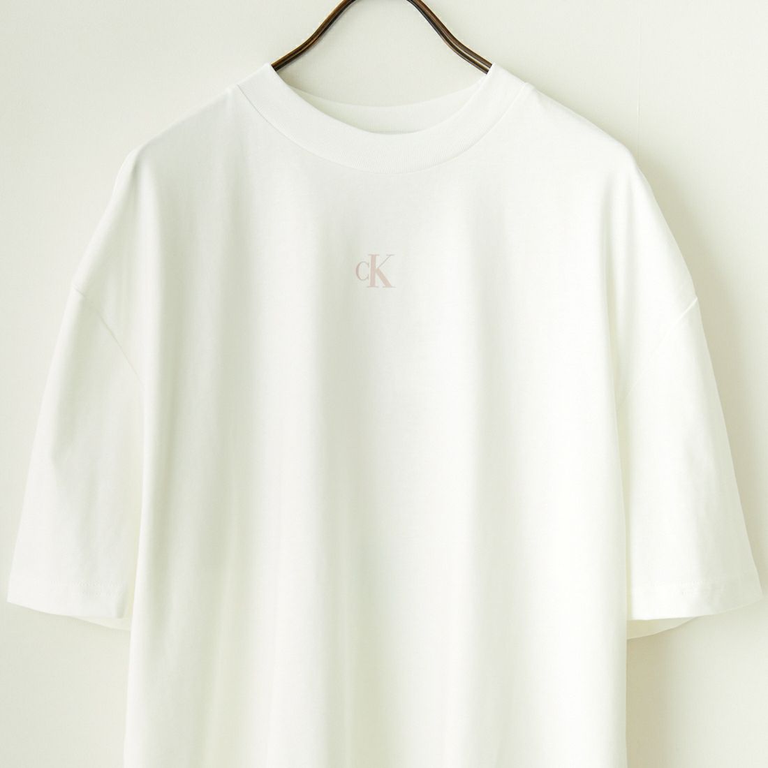 Calvin Klein [カルバンクライン] ショートスリーブ ディフューズロゴTシャツ [J400399] YAF