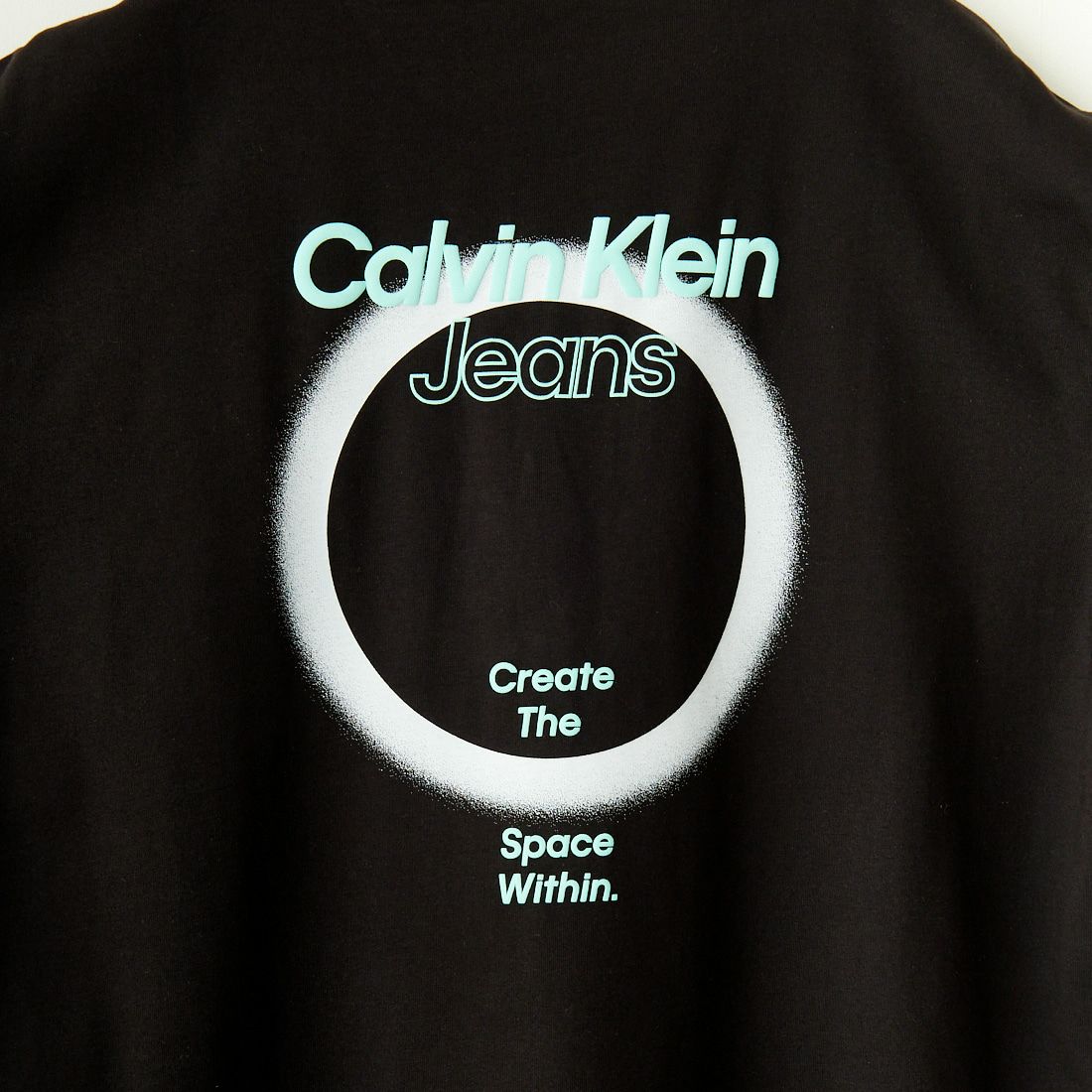 Calvin Klein [カルバンクライン] エクリプスグラフィックTシャツ [J325186]