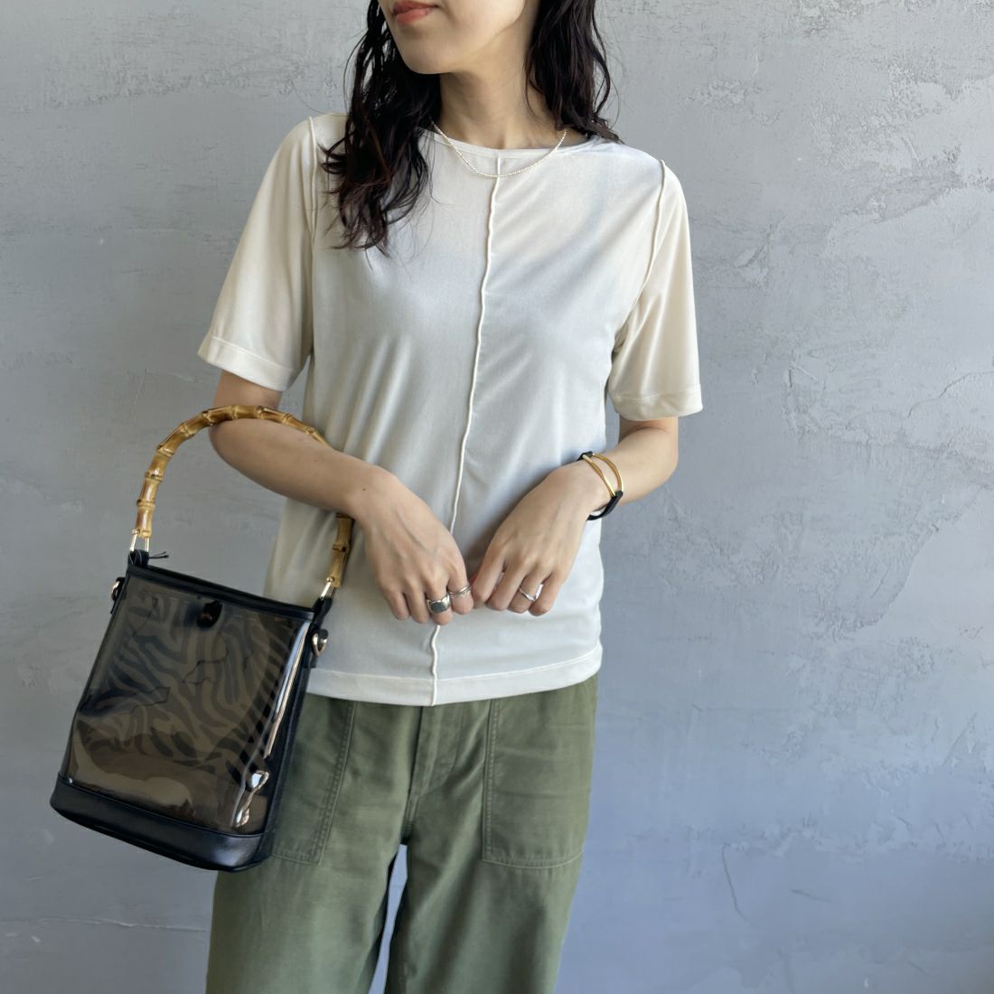By/m [バイエム] ショートスリーブ シアーベロアTシャツ [24412030] 02 OFF &&モデル身長：160cm 着用サイズ：F&&