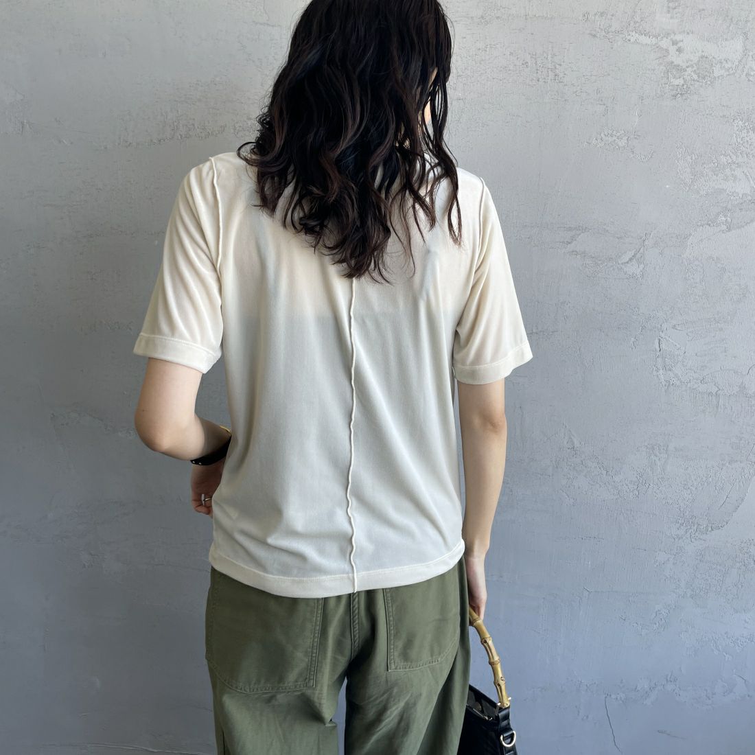 By/m [バイエム] ショートスリーブ シアーベロアTシャツ [24412030] 02 OFF &&モデル身長：160cm 着用サイズ：F&&