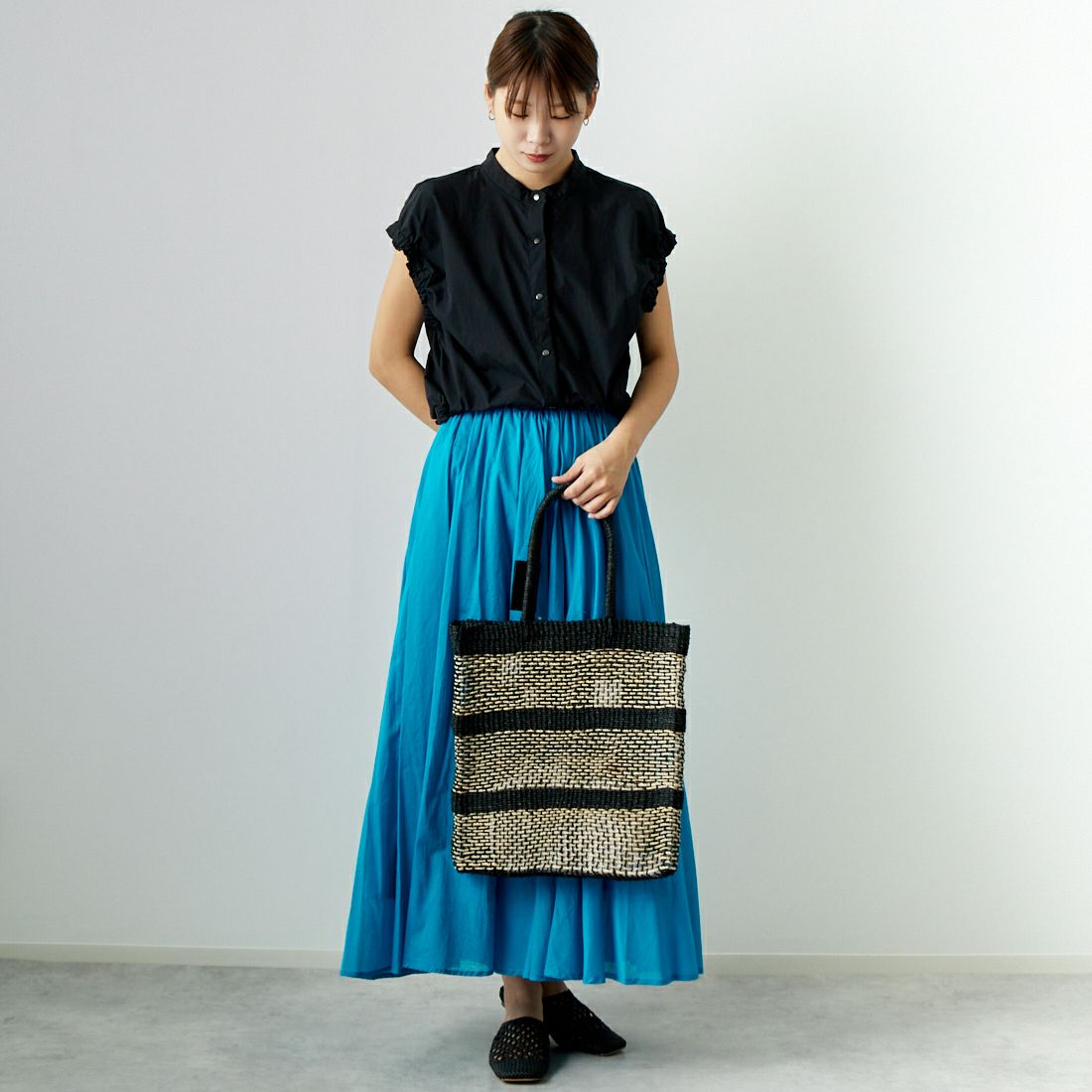 Jeans Factory Clothes [ジーンズファクトリークローズ] コットンフレアスカート [80990217] 074 ﾀｰｺ &&モデル身長：167cm 着用サイズ：F&&
