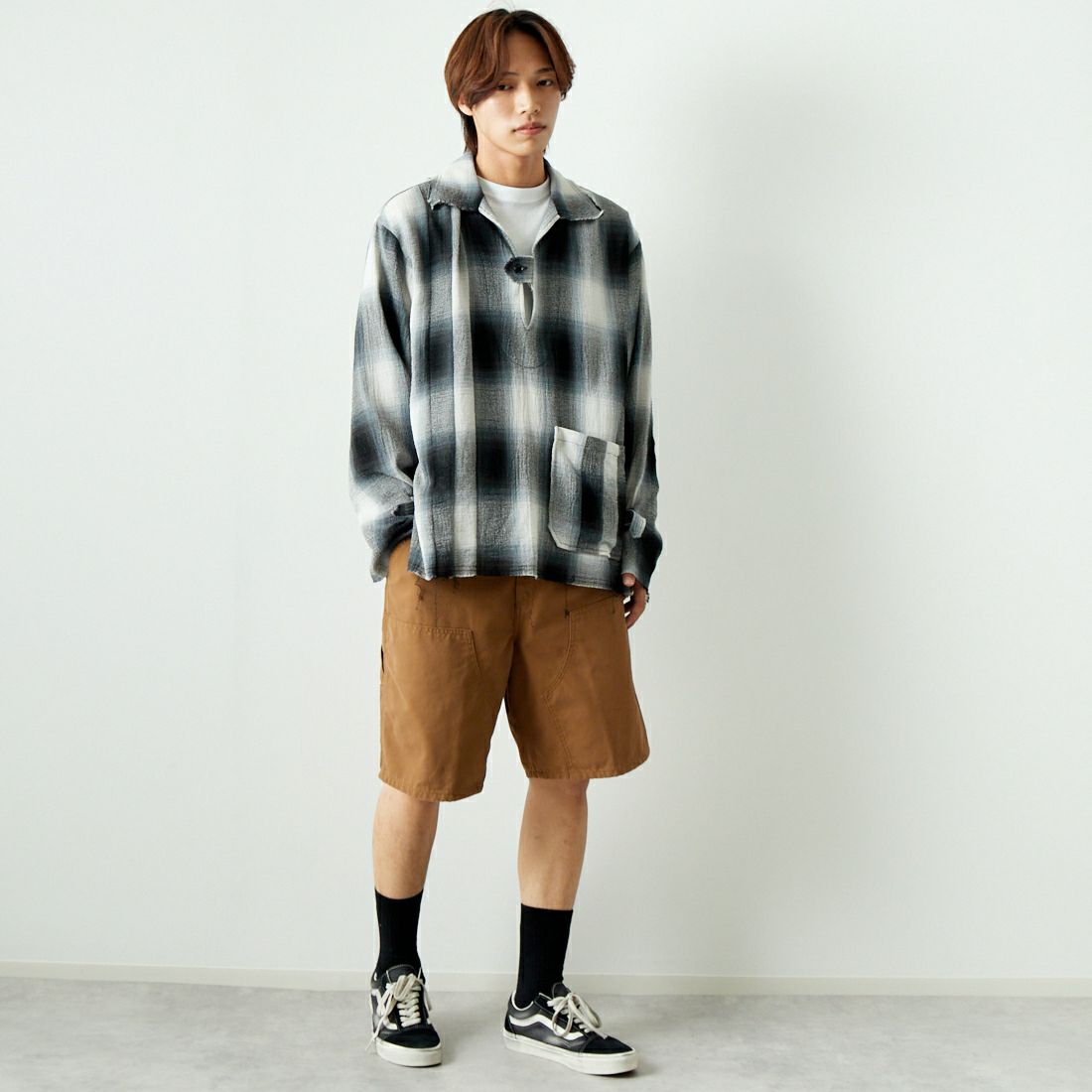 carhartt WIP [カーハートダブリューアイピー] ダブルニーショートパンツ [I033118] HAMILTON B &&モデル身長：179cm 着用サイズ：32&&