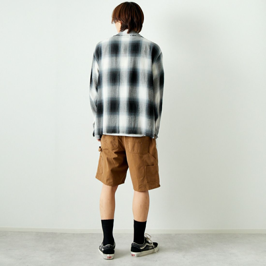 carhartt WIP [カーハートダブリューアイピー] ダブルニーショートパンツ [I033118] HAMILTON B &&モデル身長：179cm 着用サイズ：32&&