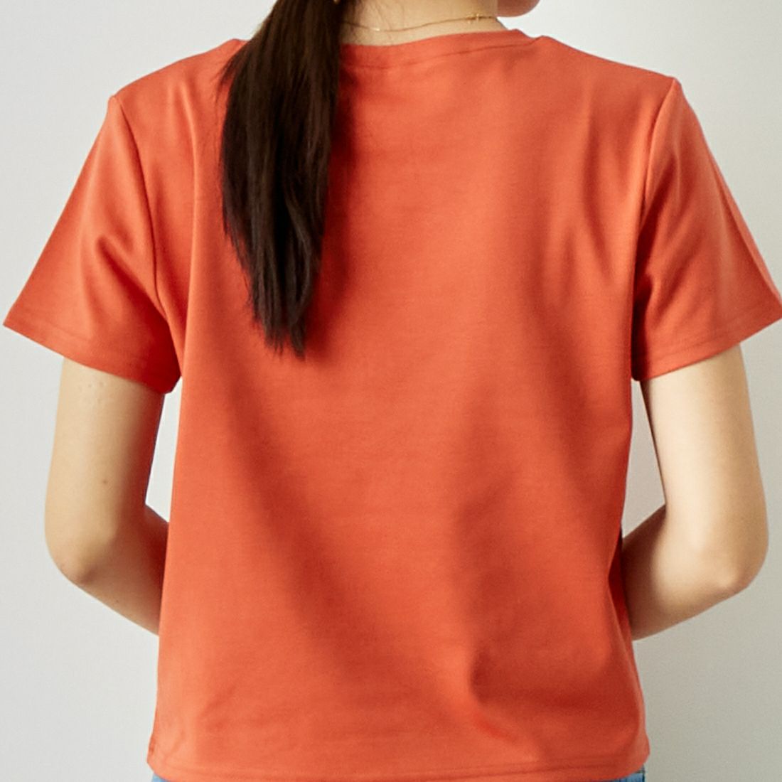 CLOCHE [クロシェ] クルーネックコンパクトTシャツ [41285759] ｵﾚﾝｼﾞ &&モデル身長：167cm 着用サイズ：2&&