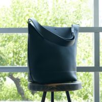 美品✨アンドミューク &MYUQ バケツ型 2wayバッグ♡A4 ブラック 黒 大注目の新バッグブランド “&MyuQ” – AMAN ONLINE STORE