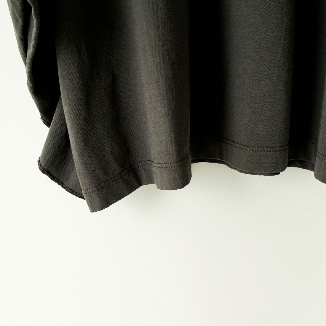 MICA&DEAL [マイカアンドディール] LAMAR ロゴフリルTシャツ [0124209153] CHARCOAL