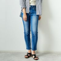 A-MD USED&&モデル身長：168cm 着用サイズ：25&&