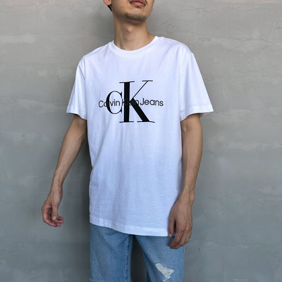 Calvin Klein [カルバンクライン] モノグラムエンブロイドTシャツ [J320770]