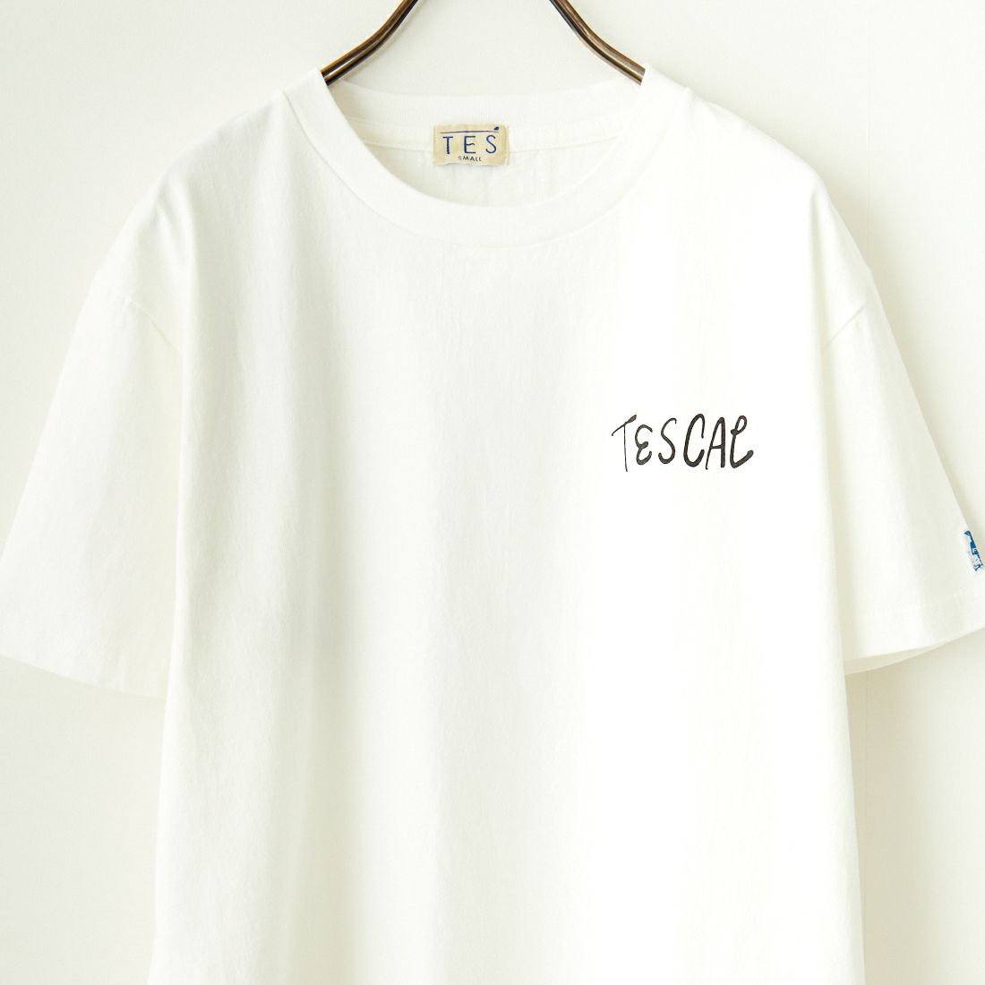 The Endless Summer [エンドレスサマー] 別注 手書き風ロゴ BUHIバックプリントTシャツ [FH-24574509-JF] 07 WHITE