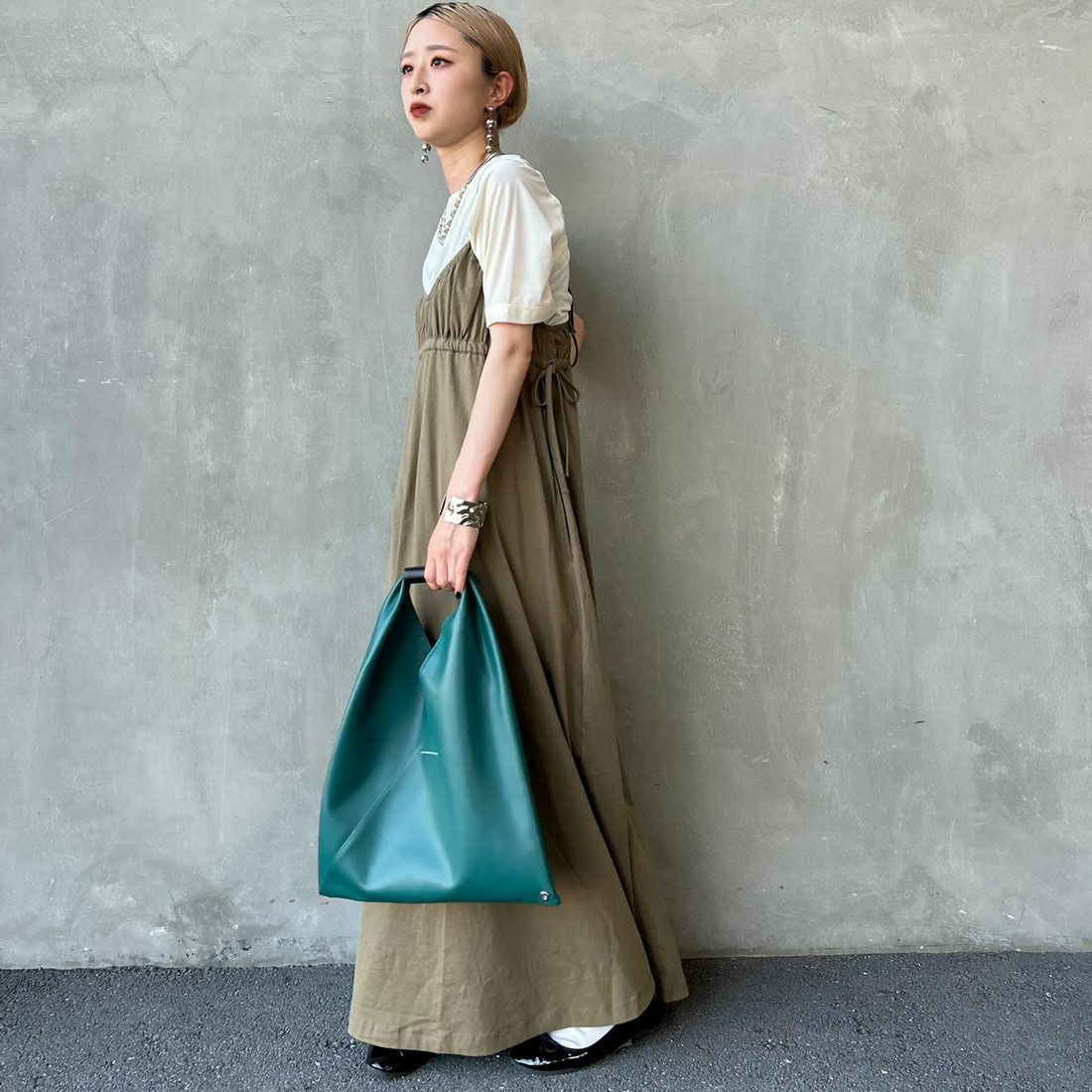 By/m [バイエム] マルチWAY ギャザーキャミカットワンピース [24122007] 39 KHAKI &&モデル身長：150cm 着用サイズ：F&&