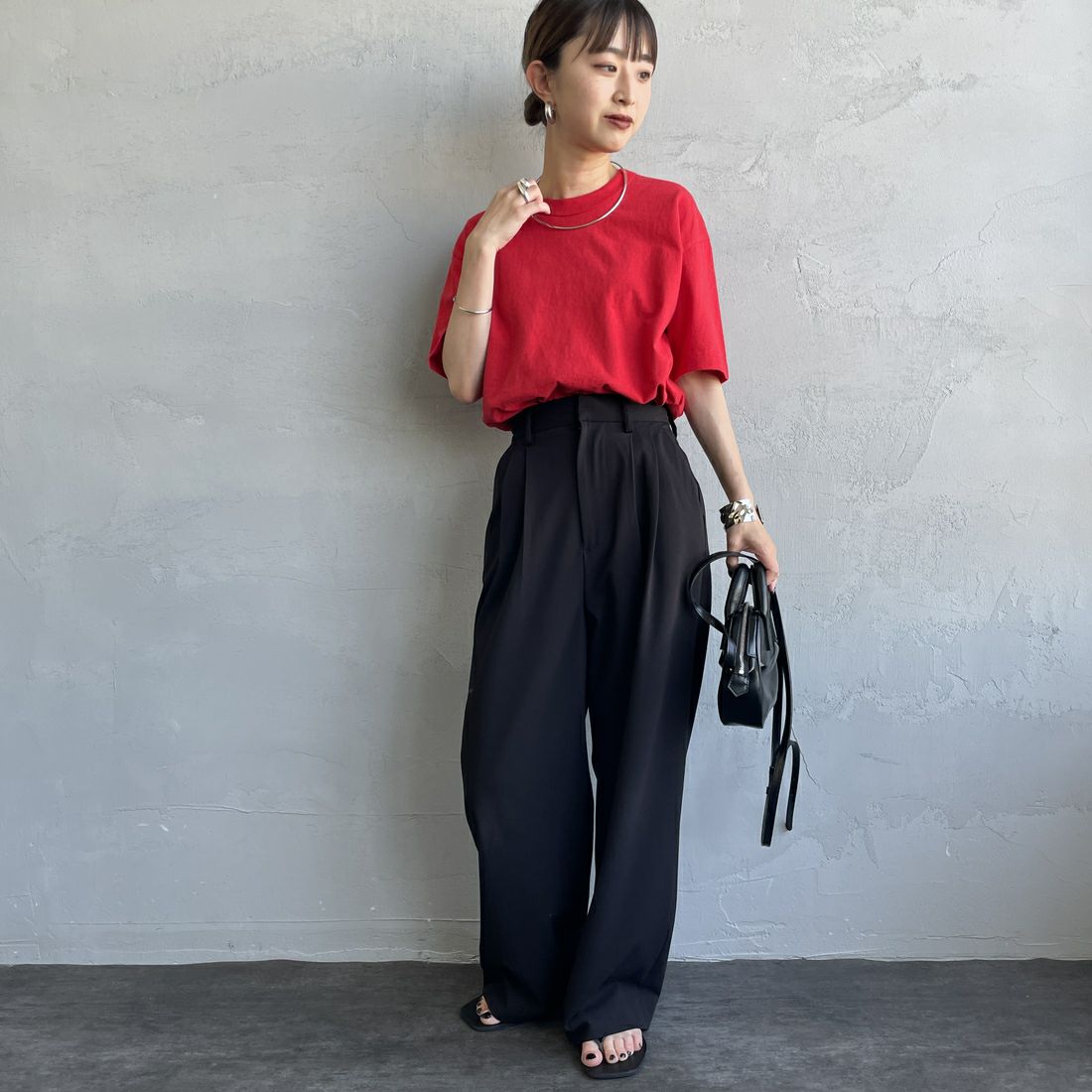 MEYAME [メヤメ] ブランクTシャツ [MEY-1874] RED &&モデル身長：150cm 着用サイズ：F&&