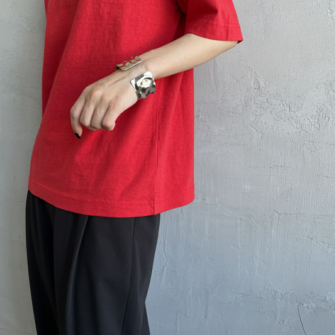 MEYAME [メヤメ] ブランクTシャツ [MEY-1874] RED &&モデル身長：150cm 着用サイズ：F&&