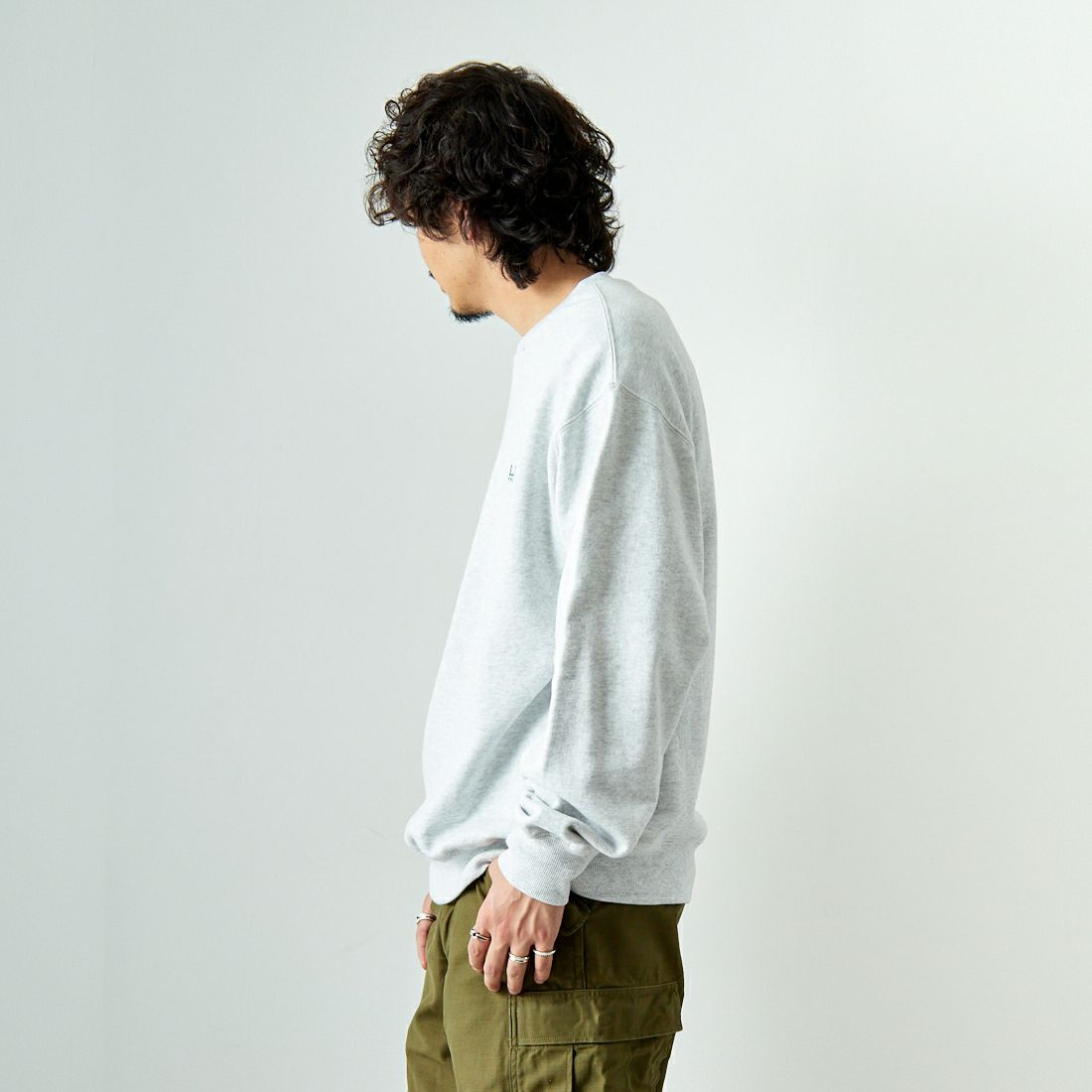 L.L.BEAN [エルエルビーン] スミスフィールド クルーネックスウェットシャツ [4475-7048] 19 BIRCH &&モデル身長：173cm 着用サイズ：L&&