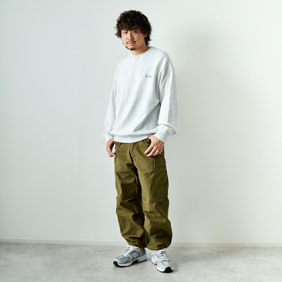 L.L.BEAN [エルエルビーン] スミスフィールド クルーネックスウェットシャツ [4475-7048] 19 BIRCH &&モデル身長：173cm 着用サイズ：L&&