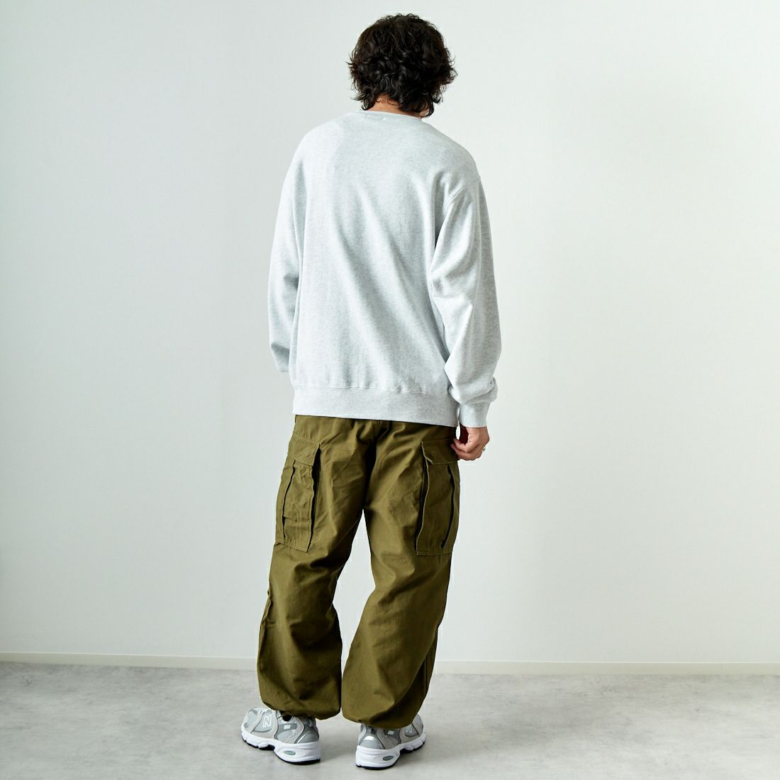 L.L.BEAN [エルエルビーン] スミスフィールド クルーネックスウェットシャツ [4475-7048] 19 BIRCH &&モデル身長：173cm 着用サイズ：L&&