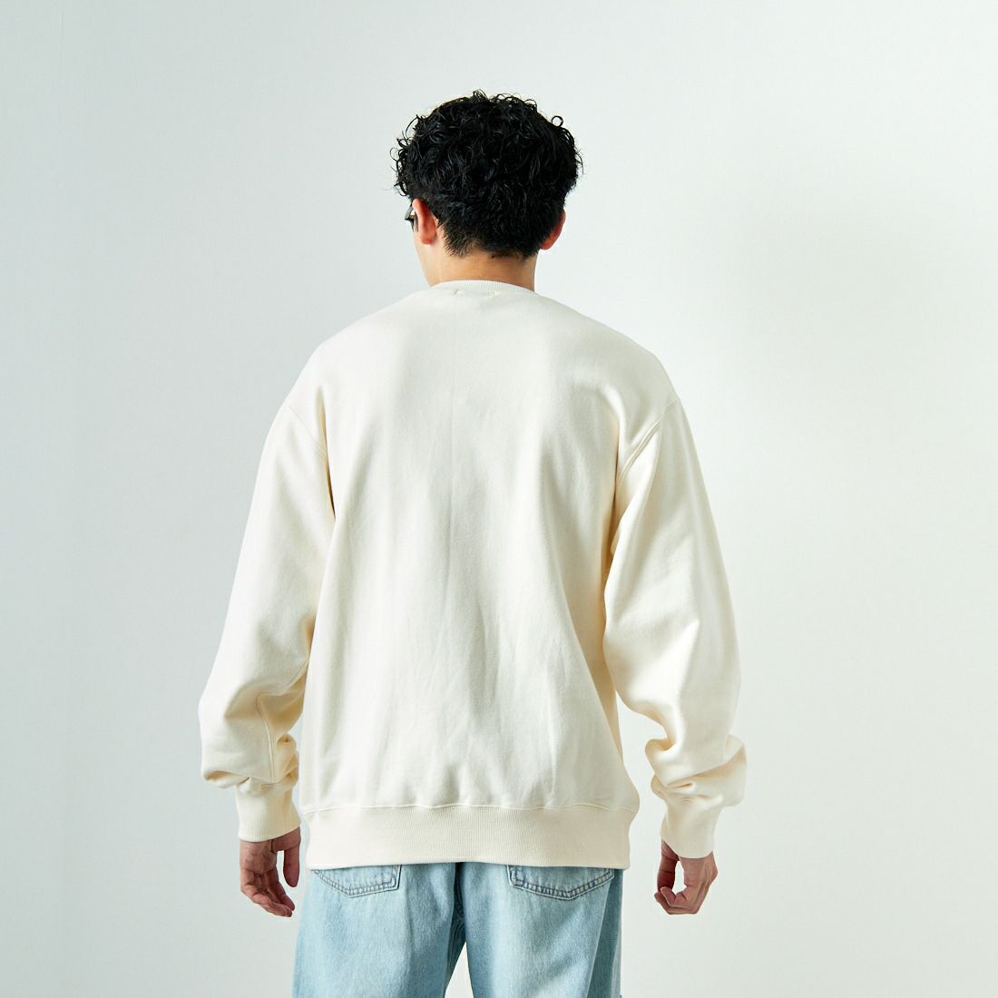 L.L.BEAN [エルエルビーン] スミスフィールド クルーネックスウェットシャツ [4475-7048] 09 ECRU &&モデル身長：168cm 着用サイズ：M&&