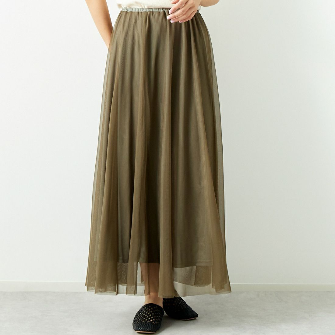 CHIGNON [シニヨン] チュールサーキュラースカート [2643-484KK] KHAKI &&モデル身長：167cm 着用サイズ：F&&