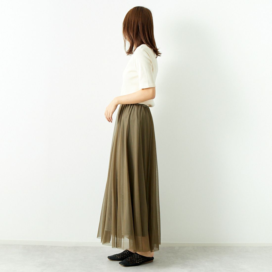 CHIGNON [シニヨン] チュールサーキュラースカート [2643-484KK] KHAKI &&モデル身長：167cm 着用サイズ：F&&