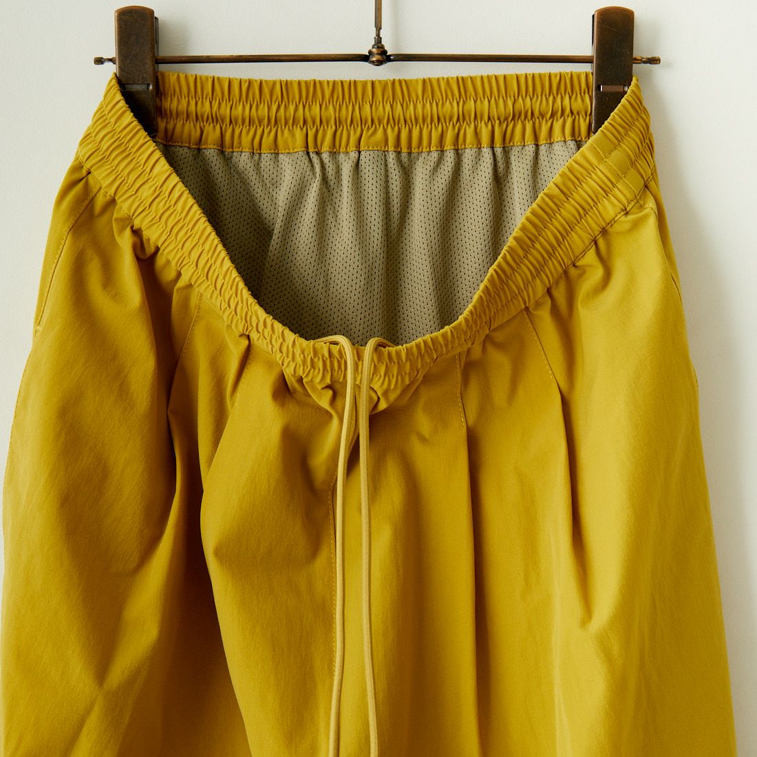 Jeans Factory Clothes [ジーンズファクトリークローズ] 7DAYS ナイロンストレートイージーパンツ [IN10-PT-4] YELLOW