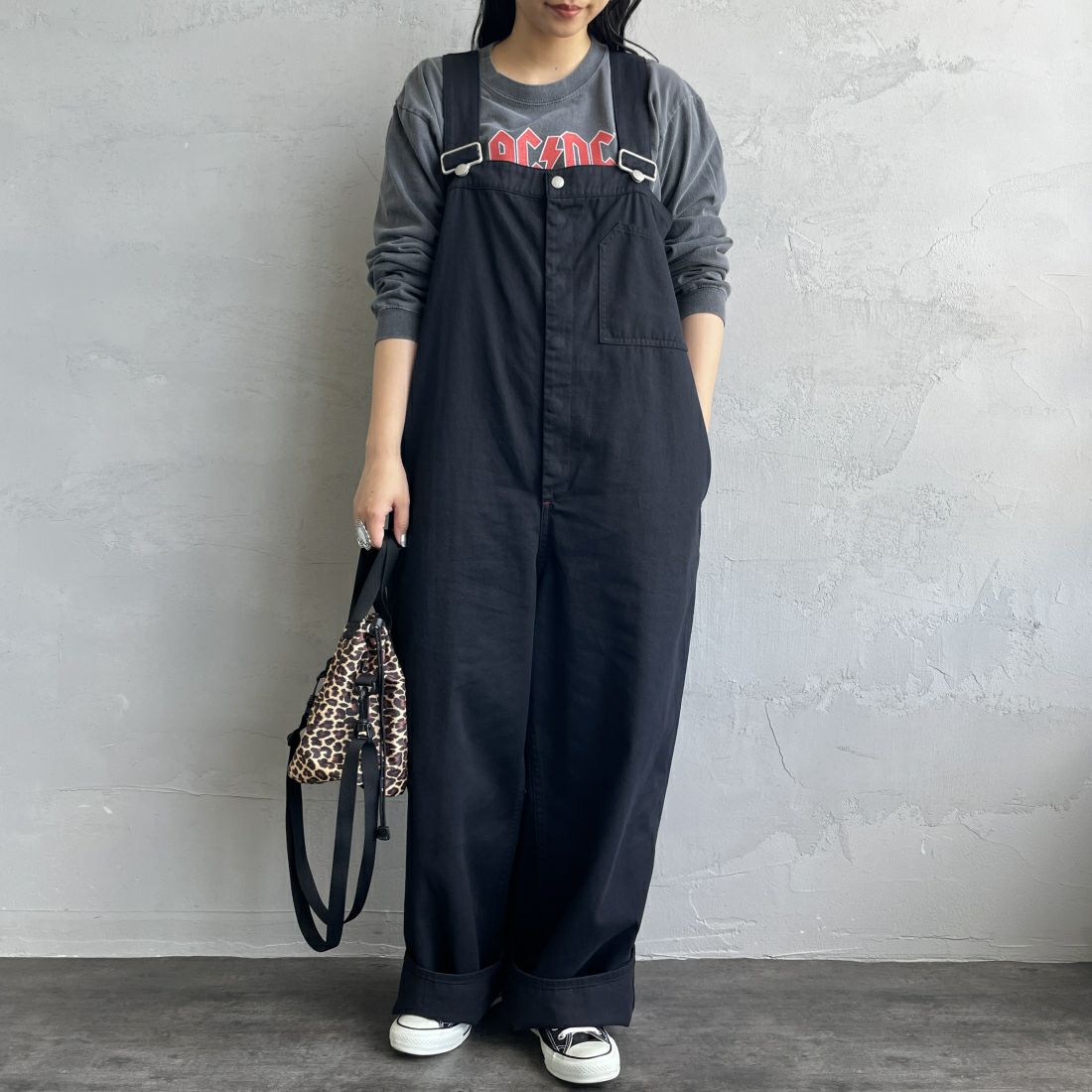 BLACK&&モデル身長：156cm 着用サイズ：M&&