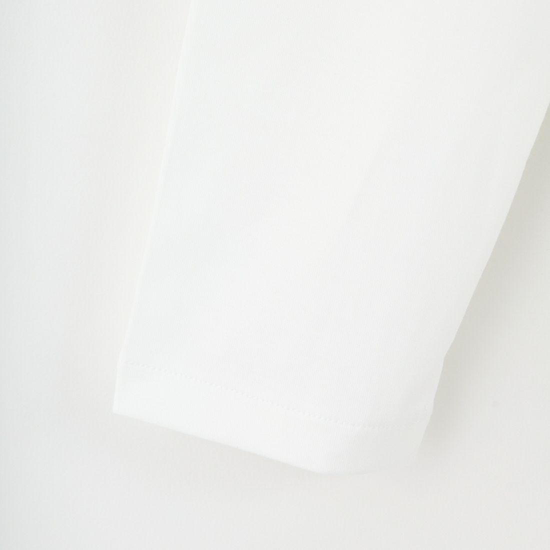 A.P.C. [アー・ペー・セー] ロゴ刺繍 長袖ポケットTシャツ [POCKET-EMB-T] 90 BLANC