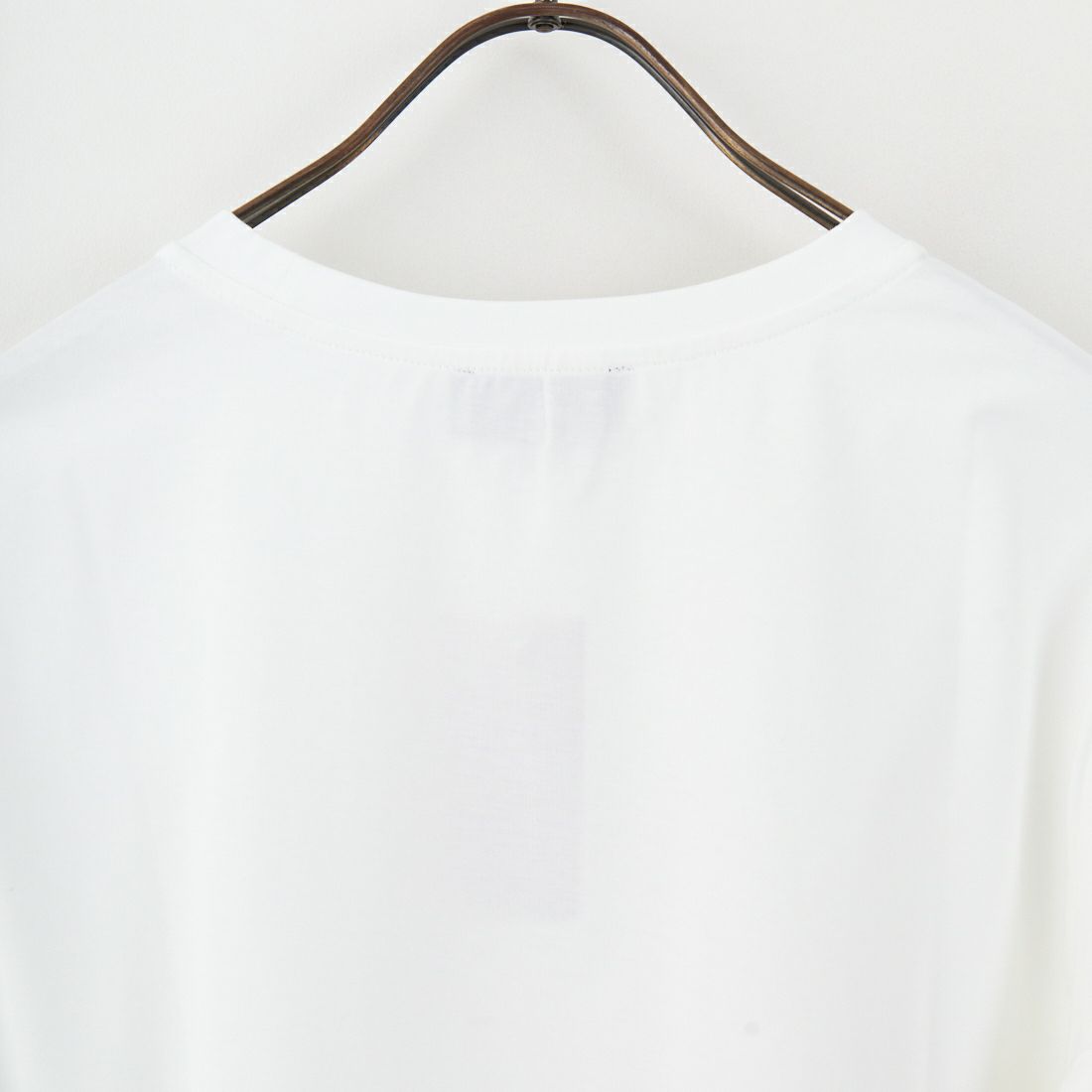 A.P.C. [アー・ペー・セー] ロゴ刺繍 長袖ポケットTシャツ [POCKET-EMB-T] 90 BLANC