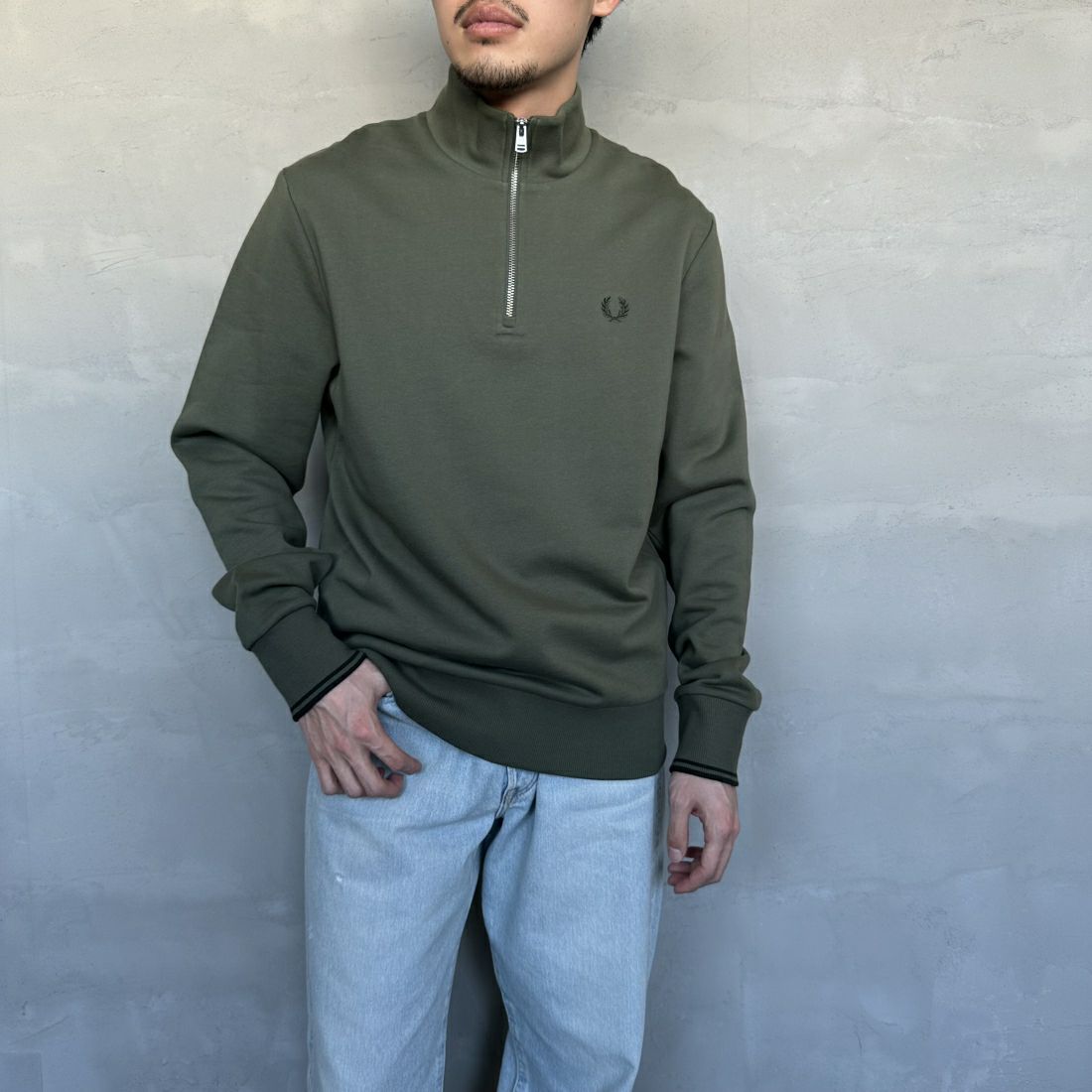 W49 LAUREL&&モデル身長：168cm 着用サイズ：M&&