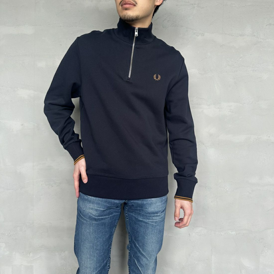 R63 NVY/D.&&モデル身長：168cm 着用サイズ：M&&