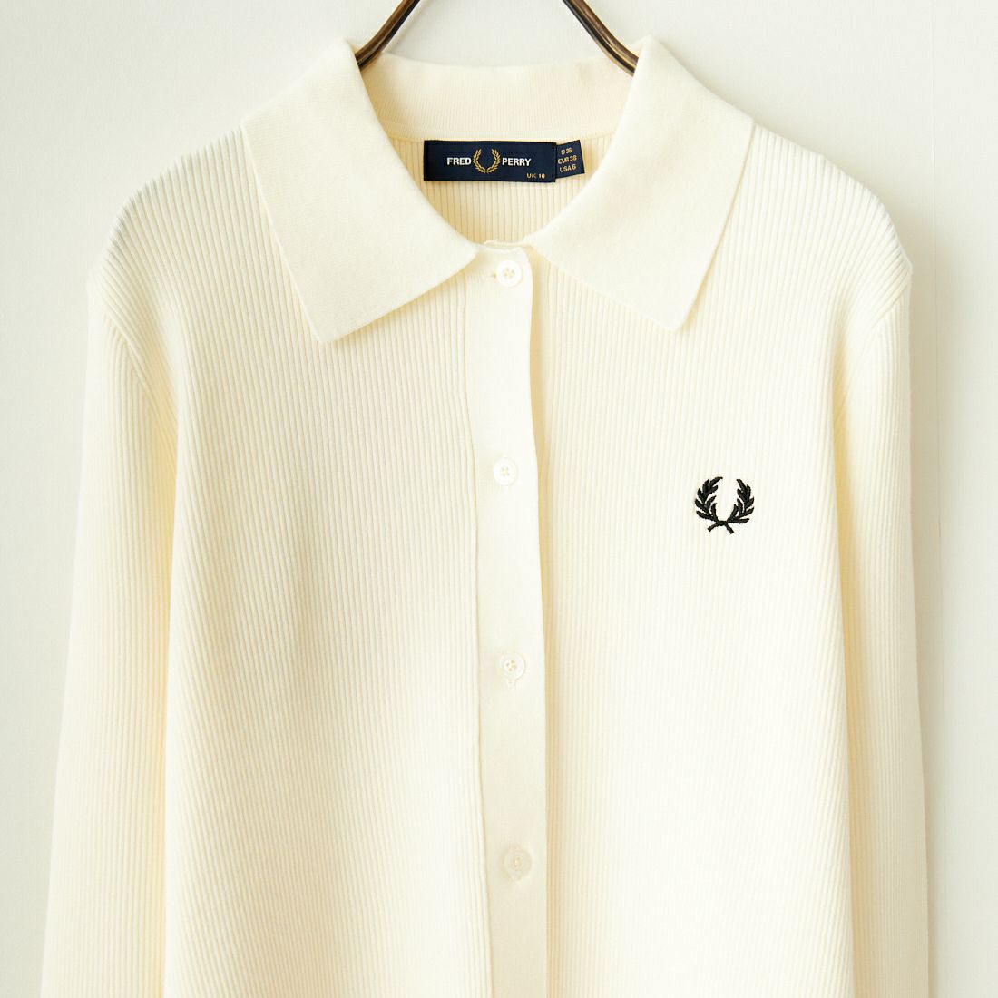 FRED PERRY [フレッドペリー] 別注 ワンポイントロゴ刺繍 リブニット 