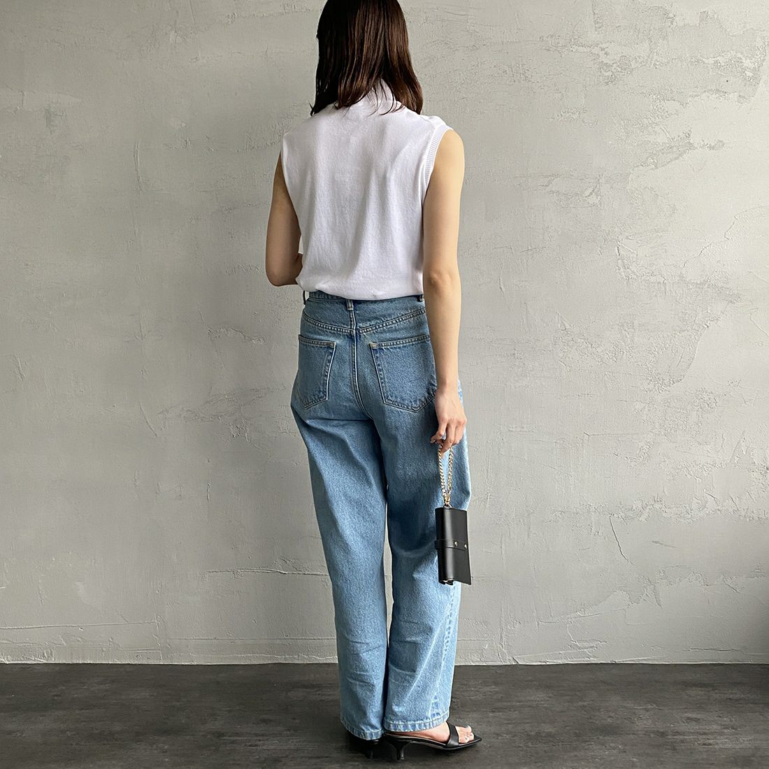 GICIPI [ジチピ] TITANIOモックネックノースリーブニットソー [2419P] BIANCO &&モデル身長：163cm 着用サイズ：1&&