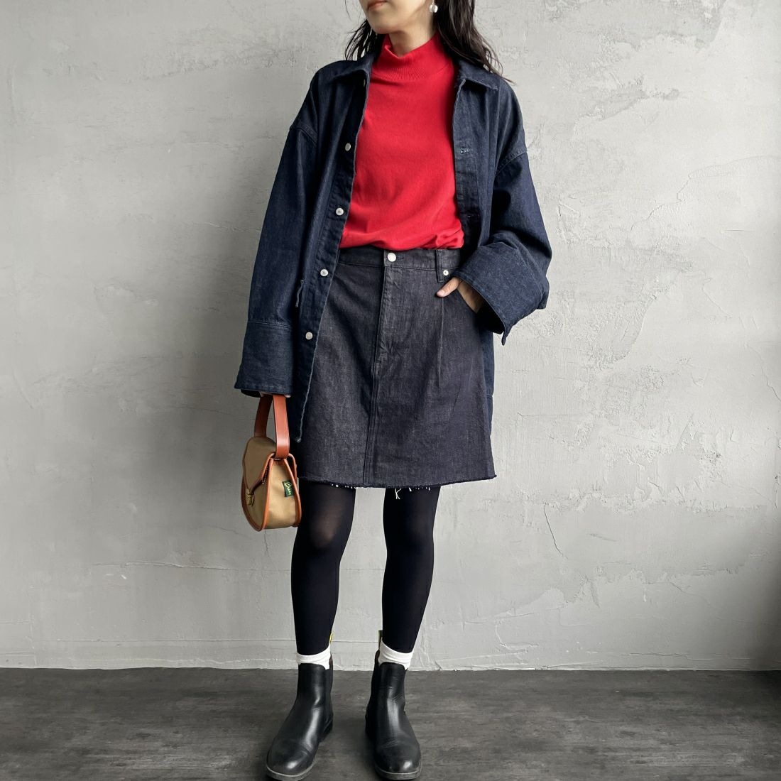 Americana × JEANS FACTORY [アメリカーナ × ジーンズファクトリー] 別注 カットオフデニムミニスカート [ASO-721-JF] ﾈｲﾋﾞｰ &&モデル身長：160cm 着用サイズ：S&&