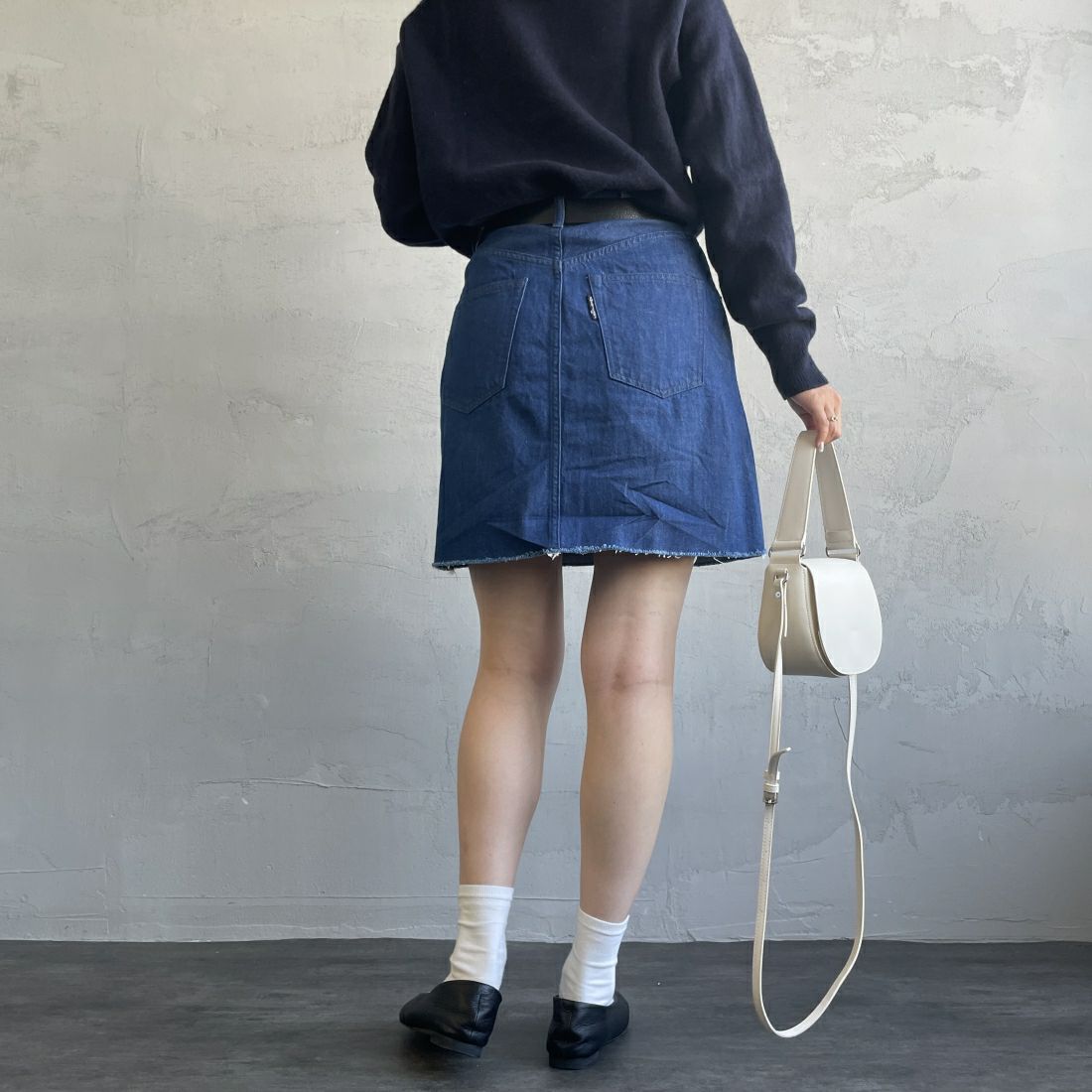 Americana × JEANS FACTORY [アメリカーナ × ジーンズファクトリー] 別注 カットオフデニムミニスカート [ASO-721-JF] LTﾌﾞﾙｰ &&モデル身長：163cm 着用サイズ：S&&