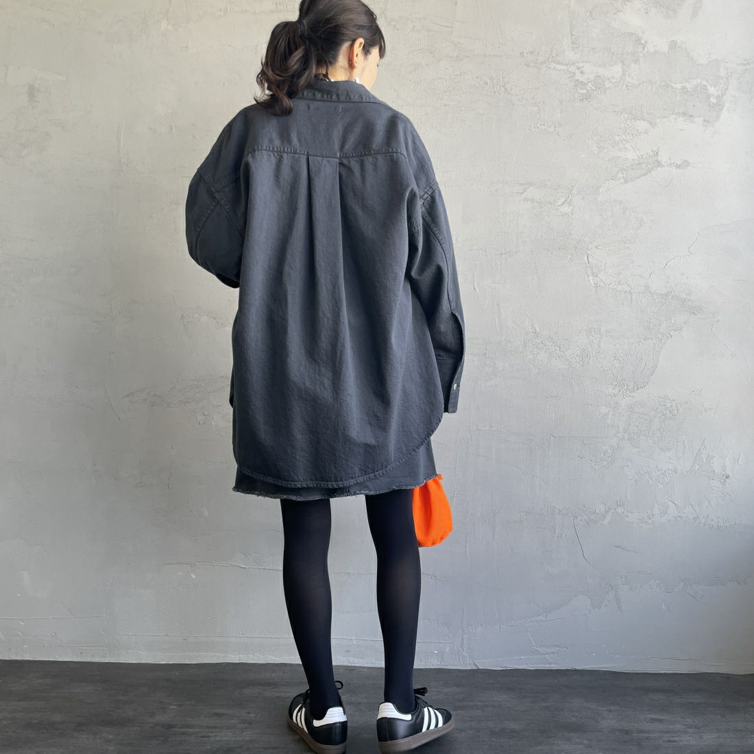 Americana × JEANS FACTORY [アメリカーナ × ジーンズファクトリー] 別注 カットオフデニムミニスカート [ASO-721-JF] ｽﾐｸﾛ &&モデル身長：160cm 着用サイズ：S&&