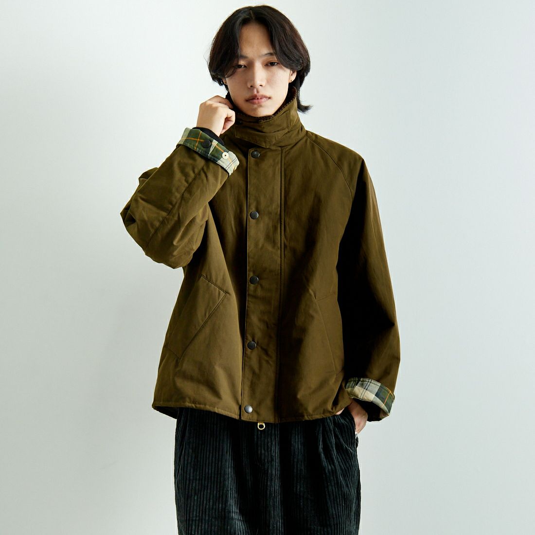 Barbour [バブアー] 別注 中綿入り TRANSPORT トランスポートジャケット [MCAS150-JF] SAGE &&モデル身長：179cm 着用サイズ：42&&