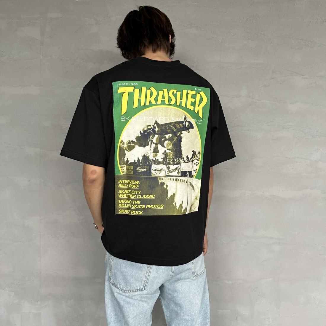 MANHATTAN PORTAGE [マンハッタンポーテージ] スラッシャーコラボ バックプリントショートスリーブTシャツ [24FW-MP-M584] 09 BLACK&&モデル身長：179cm 着用サイズ：L&&