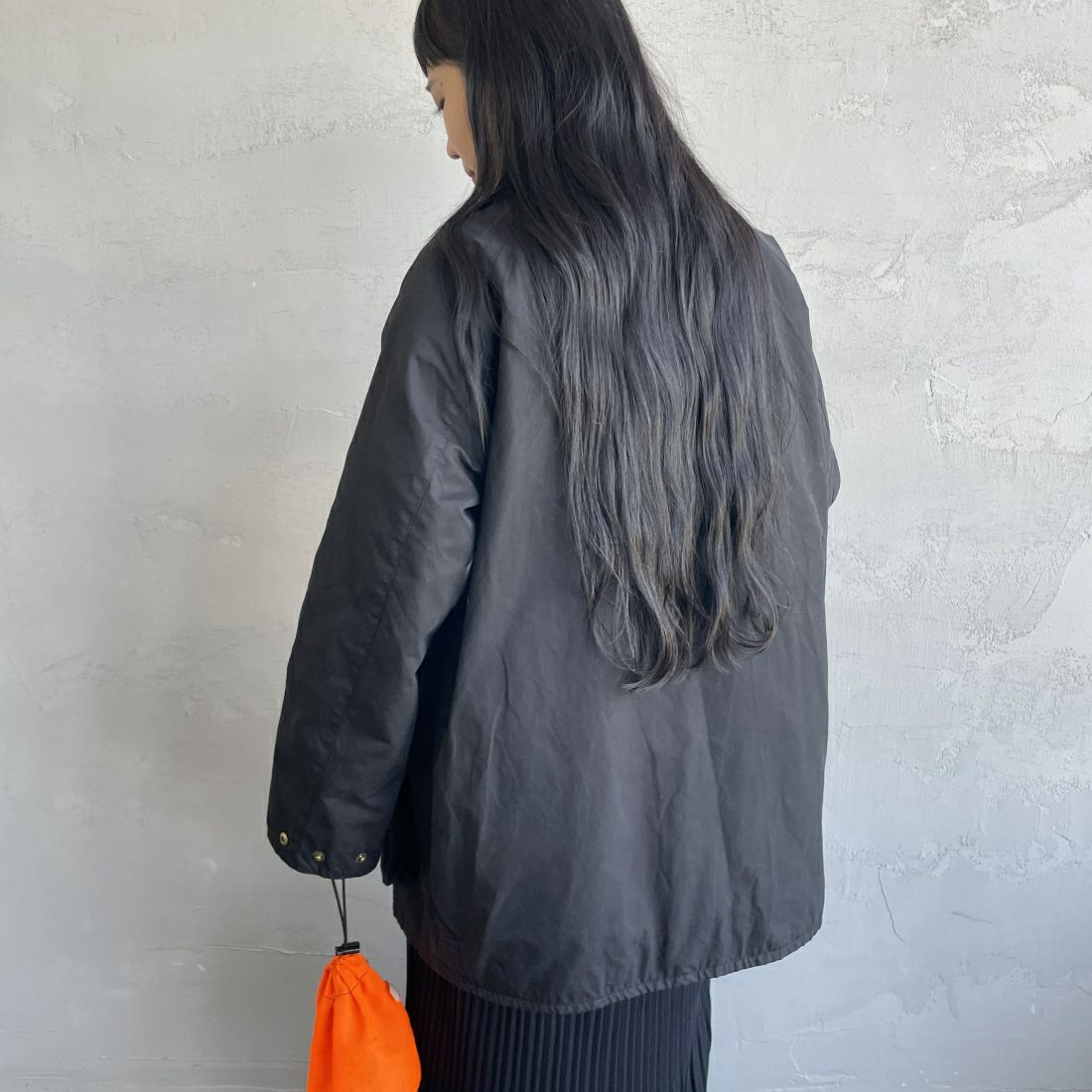 Barbour [バブアー] 別注 BEAUFORT ビューフォートジャケット [MCAS149-JF] BLACK &&モデル身長：156cm 着用サイズ：34&&