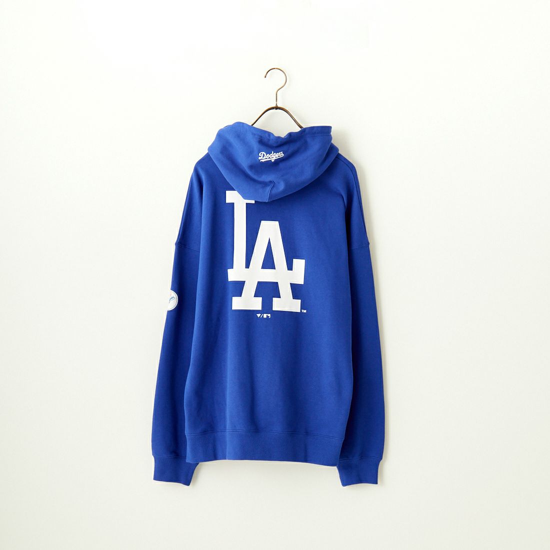 ROYAL LA