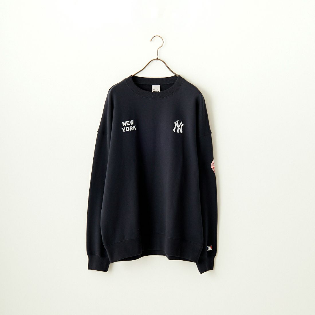 Fanatics [ファナティクス] 別注 MLBロゴ刺繍 クルーネックスウェット [OT0524FW0002-JF] BLK NY