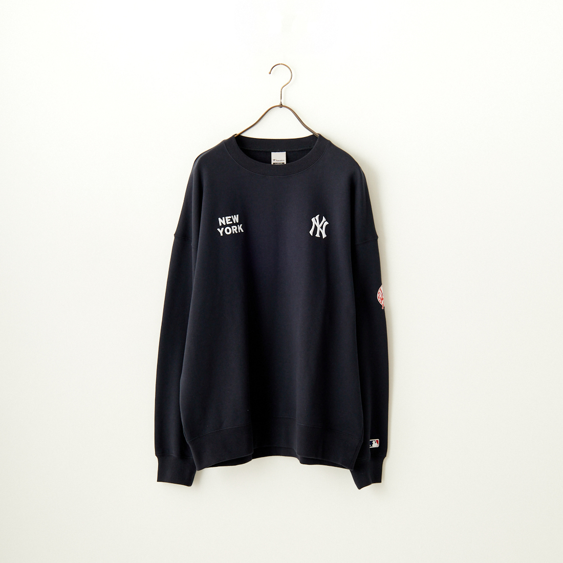 Fanatics [ファナティクス] 別注 MLBロゴ刺繍 クルーネックスウェット [OT0524FW0002-JF] BLK NY