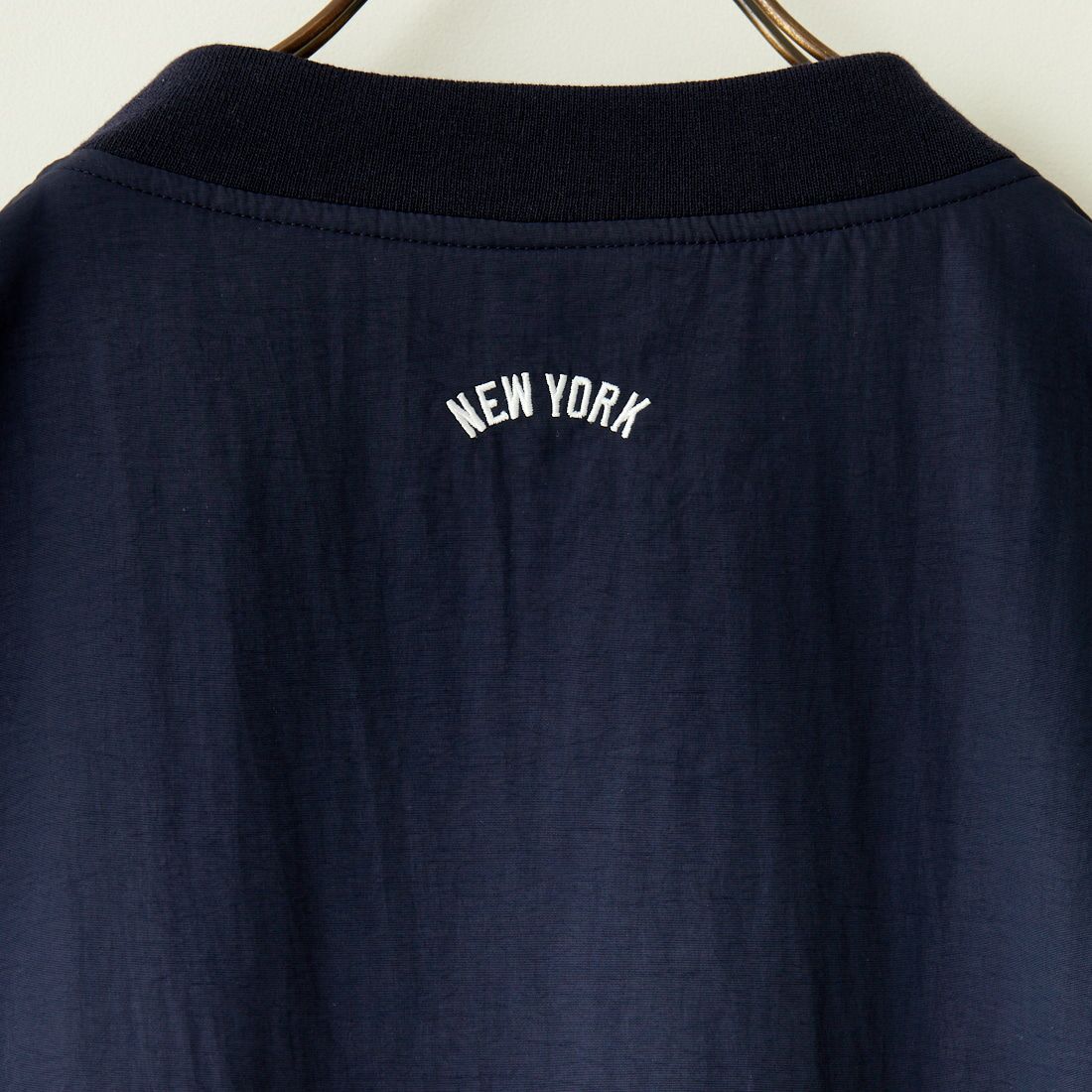 Fanatics [ファナティクス] 別注 MLBロゴ Vネックトレーニングジャケット [OT2224FW0001-JF] NAVY NY