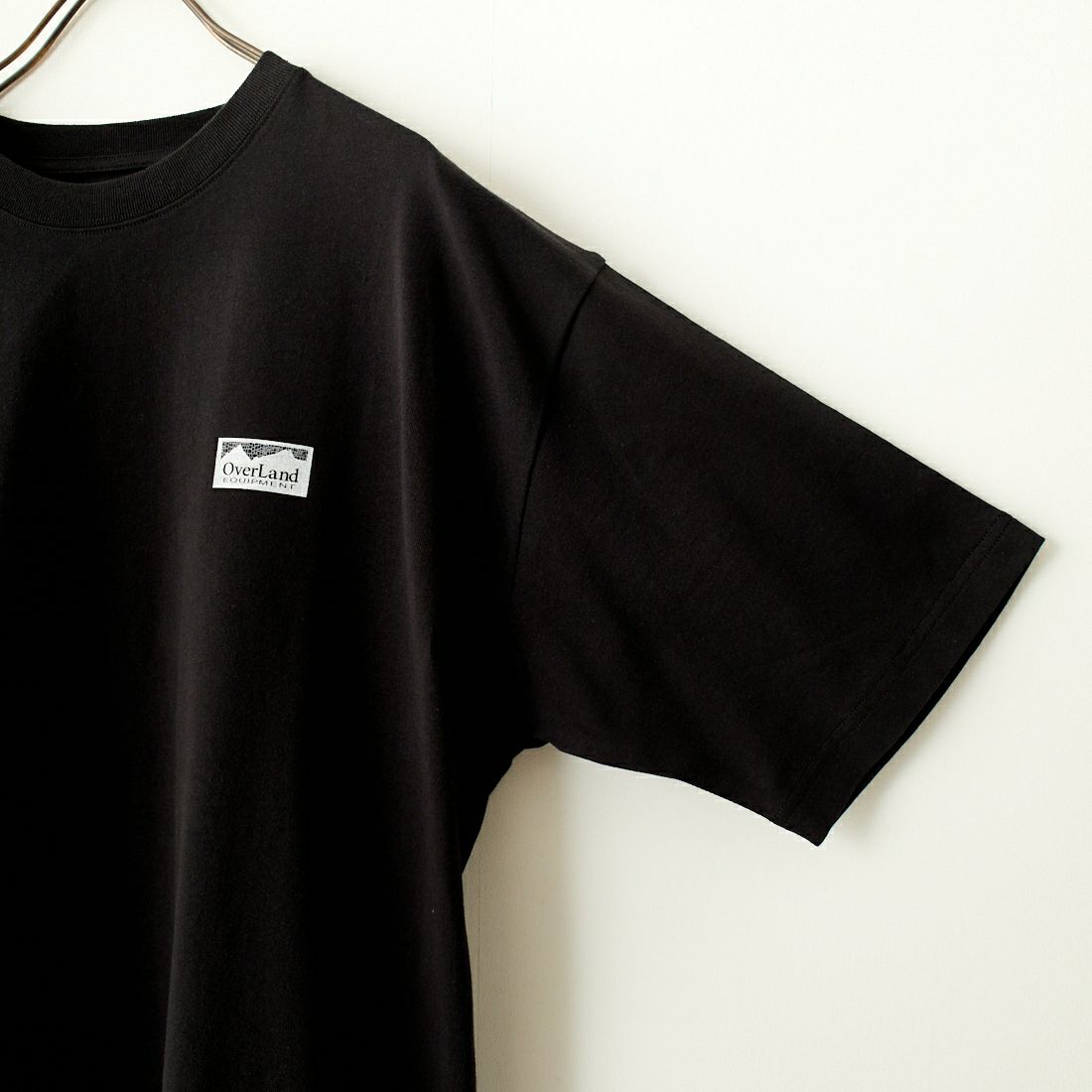OverLand EQUIPMENT [オーバーランドイクイップメント] 別注 スパイダーロゴ バックプリントTシャツ [OL2-CST-IN4-JF] BLACK