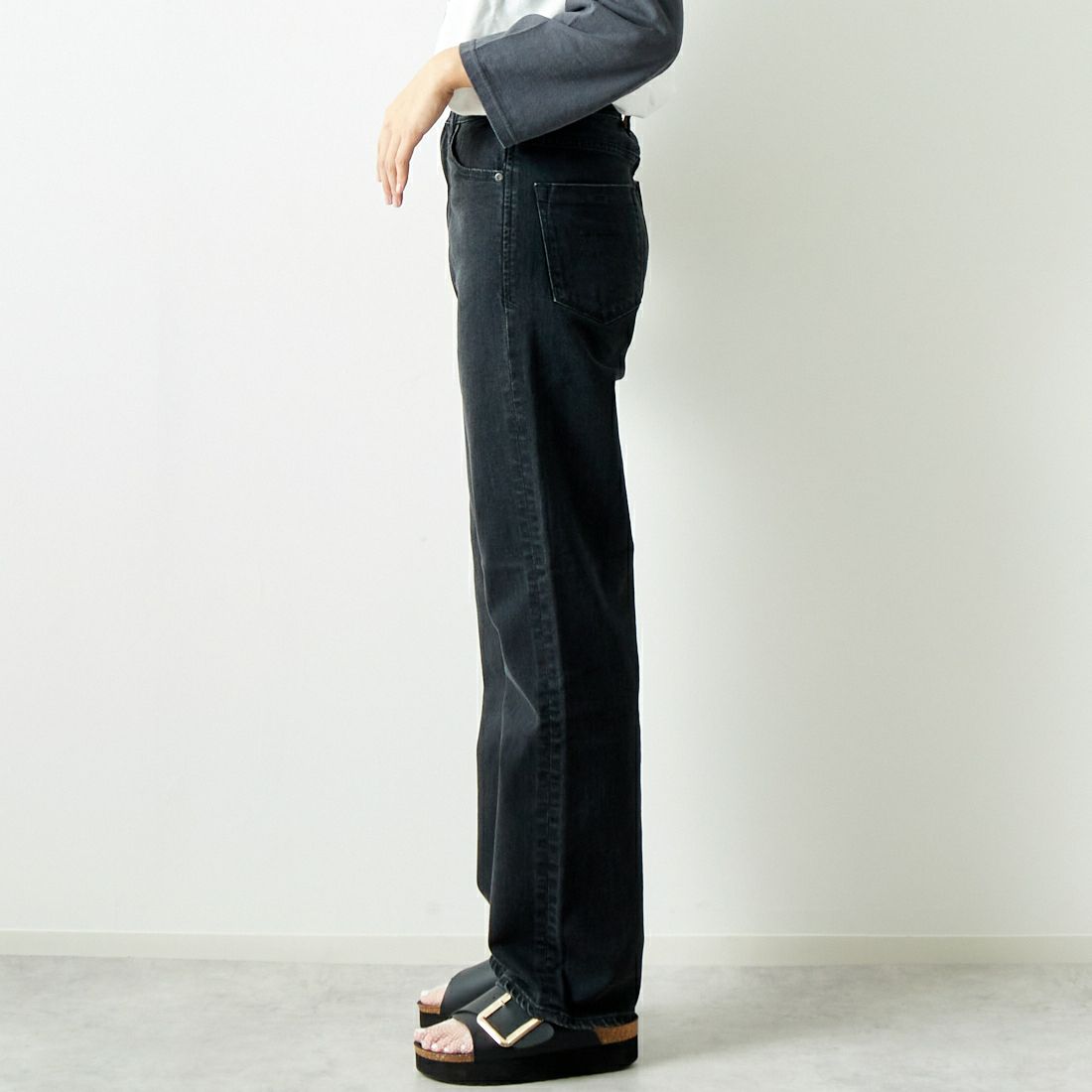 YANUK [ヤヌーク] ボーイズストレート LEA/レア [57142237] OBK &&モデル身長：167cm 着用サイズ：24&&
