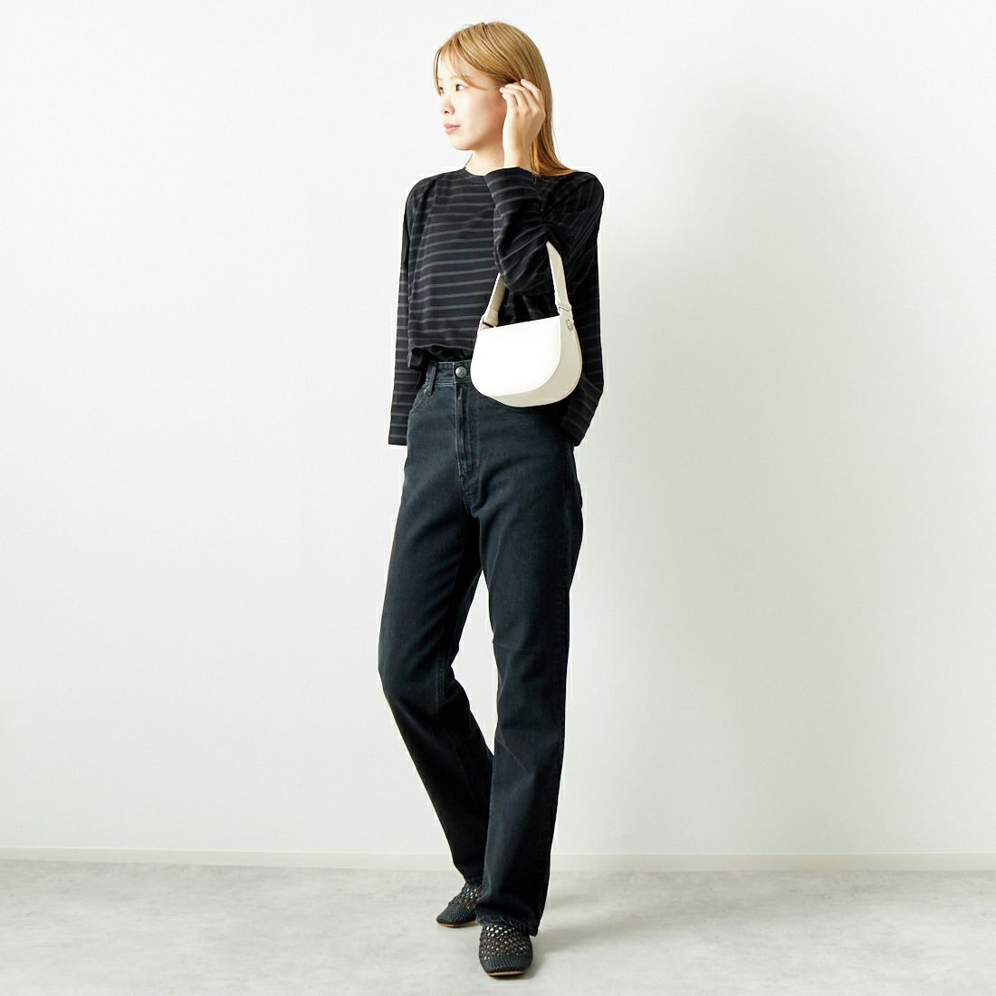 YANUK [ヤヌーク] ボーイズストレート LEA/レア [57142237] OBK &&モデル身長：167cm 着用サイズ：24&&