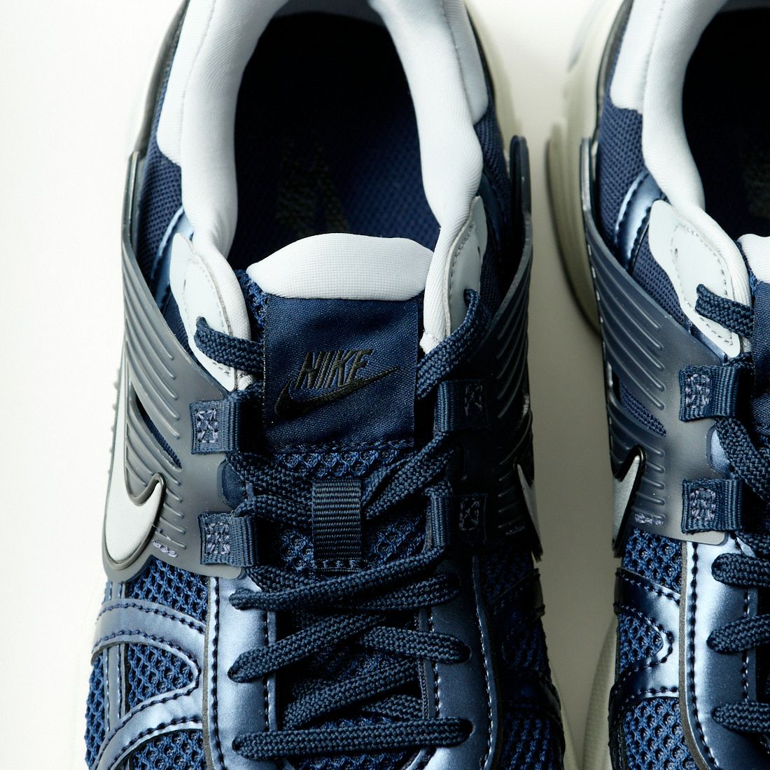 NIKE [ナイキ] V2K ラン [HJ4497] 400 OBSIDI