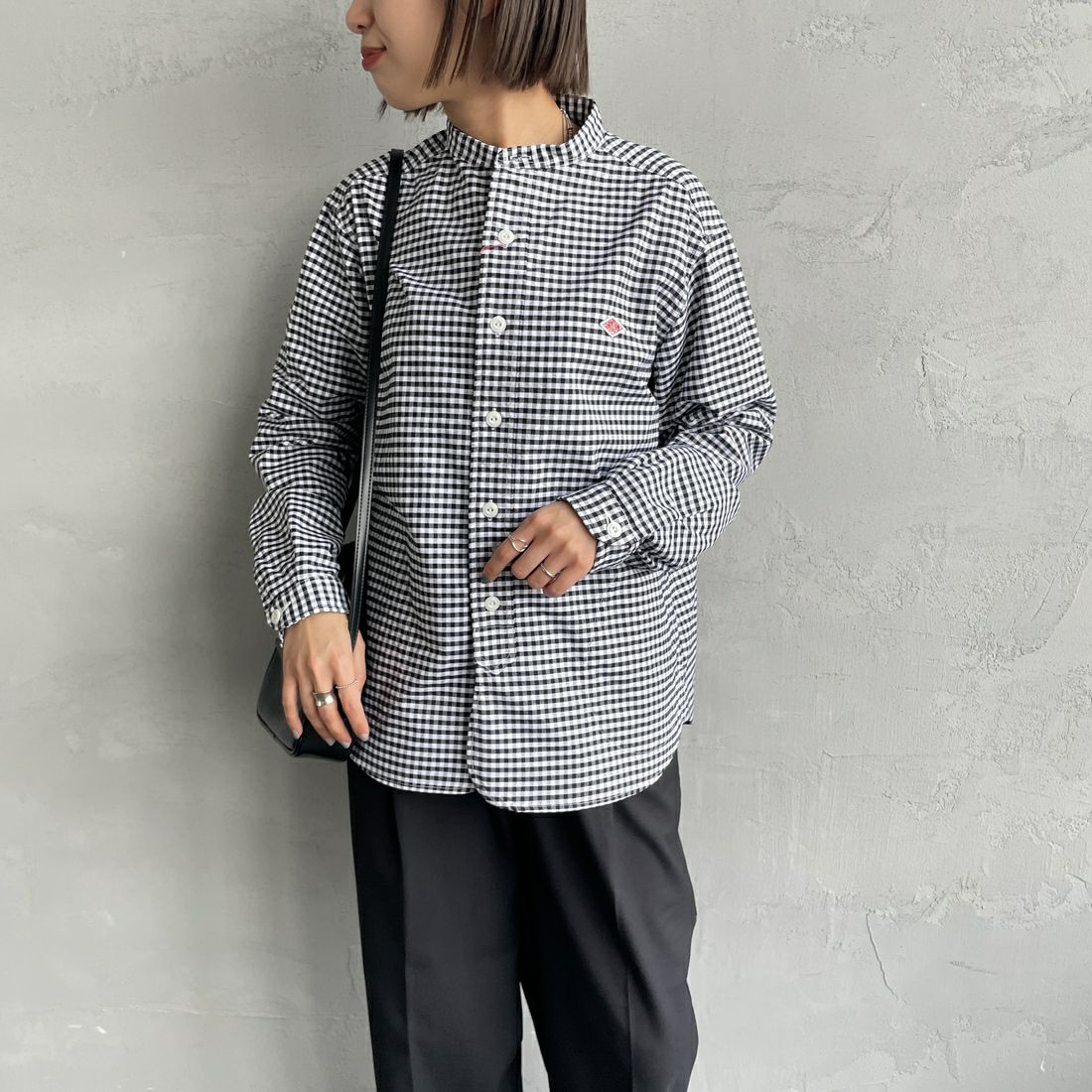 DANTON [ダントン] オックスフォード バンドカラーシャツ [DT-B0280OXP] BK/WH GNGM &&モデル身長：159cm 着用サイズ：38&&