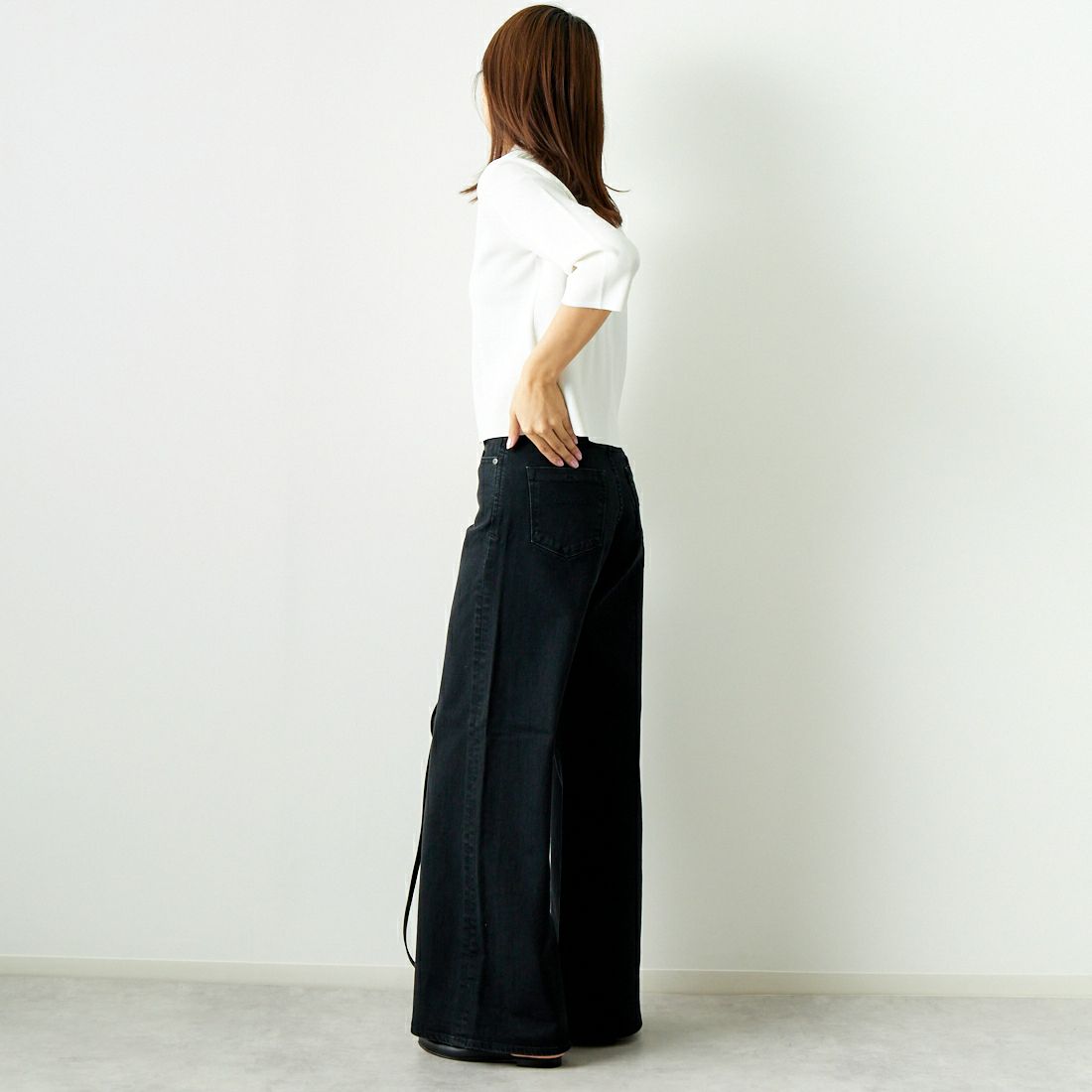 Jeans Factory Clothes [ジーンズファクトリークローズ] ジップアップポロニット [11241802] ﾎﾜｲﾄ &&モデル身長：167cm 着用サイズ：F&&